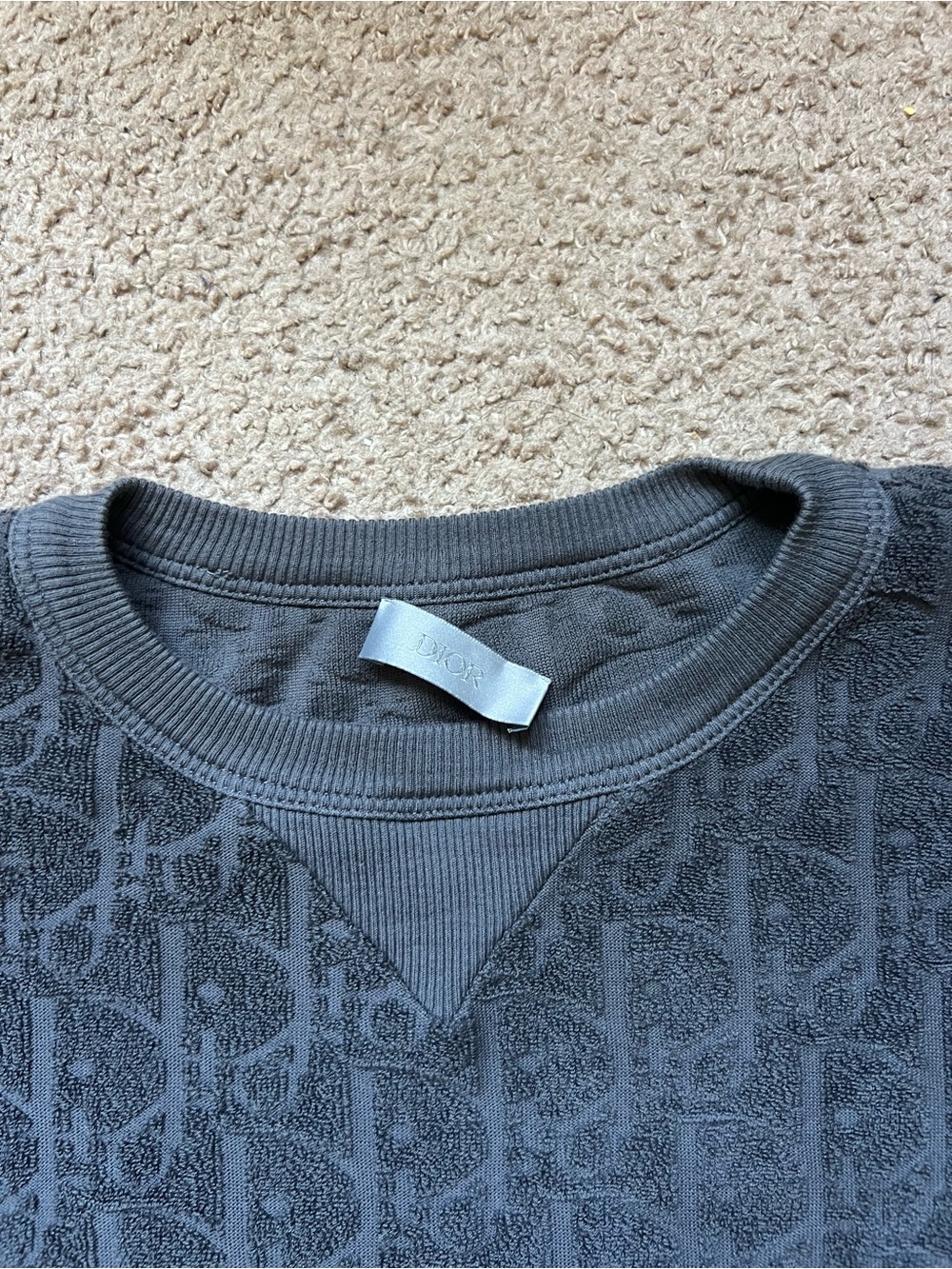 Dior Men’s Gray Monogram Crewneck Sweater - Picture 6 of 10